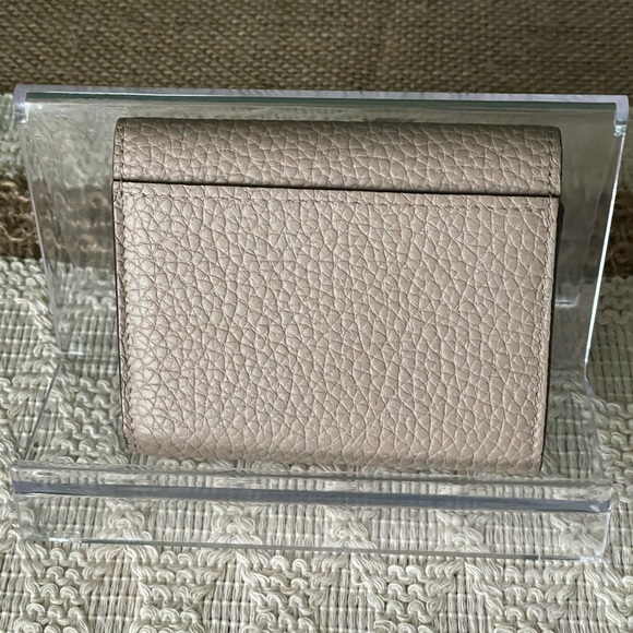 Louis Vuitton Compact Wallet Leather Authentic - Picture 2 of 6